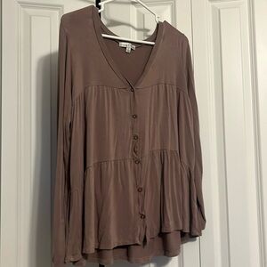 XL Long Sleeve button up shirt